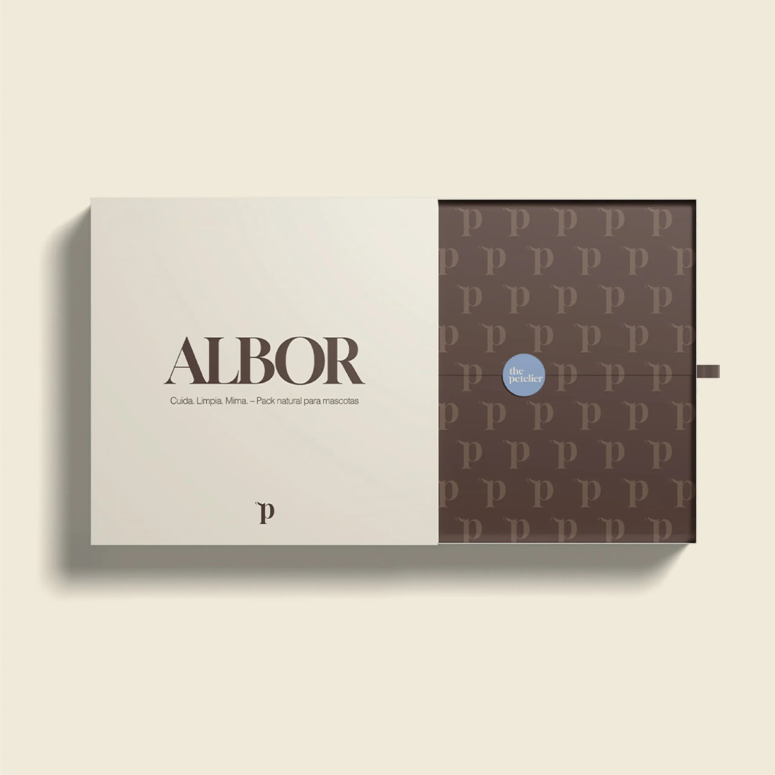 Diseño de caja para pack de productos de cuidados de mascotas para The Petelier